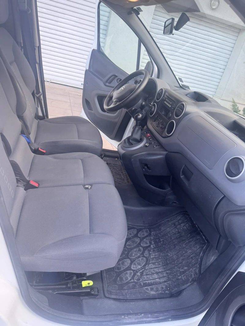 Citroen Berlingo, снимка 9 - Автомобили и джипове - 48454897