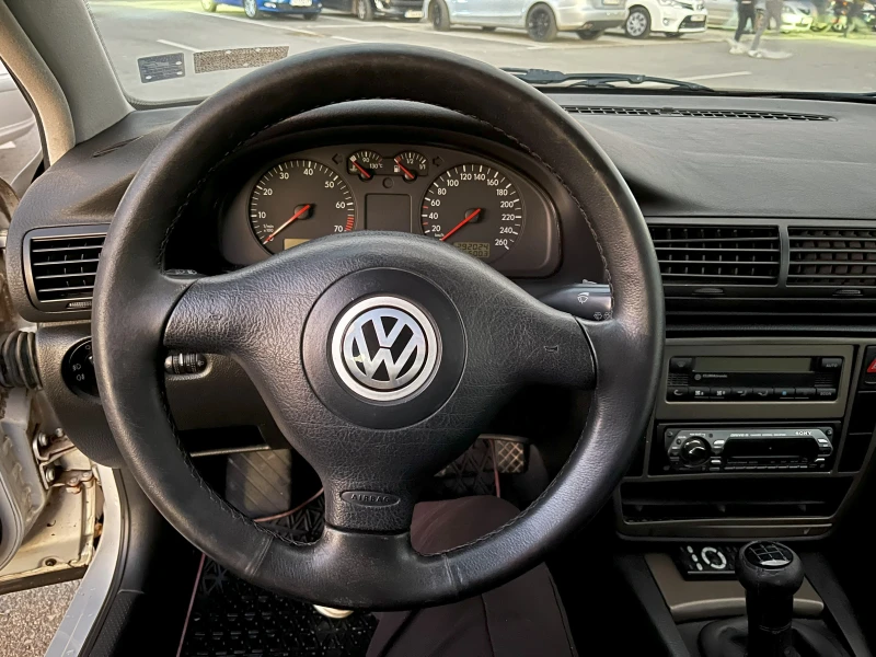 VW Passat, снимка 12 - Автомобили и джипове - 48083541