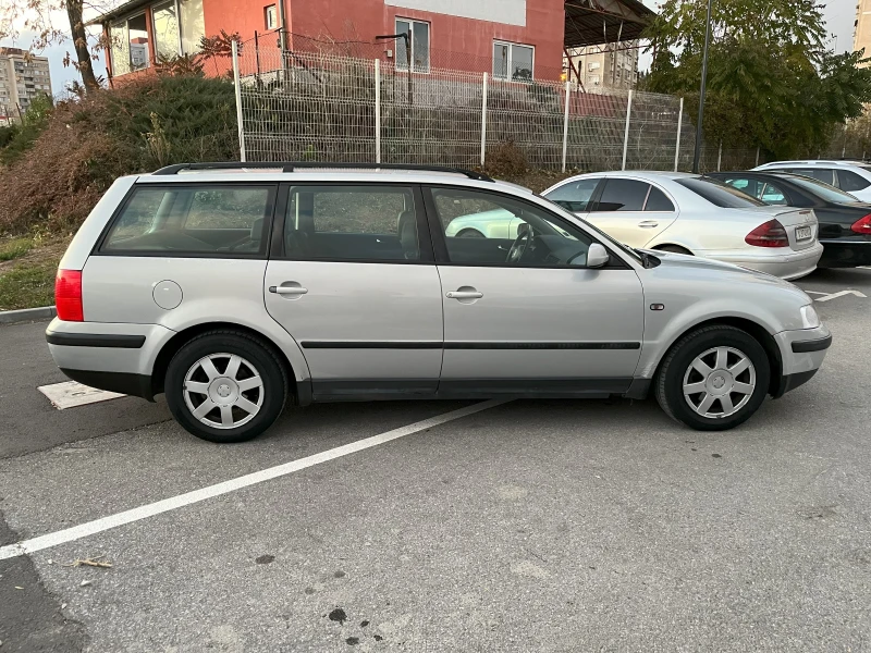 VW Passat, снимка 3 - Автомобили и джипове - 48083541