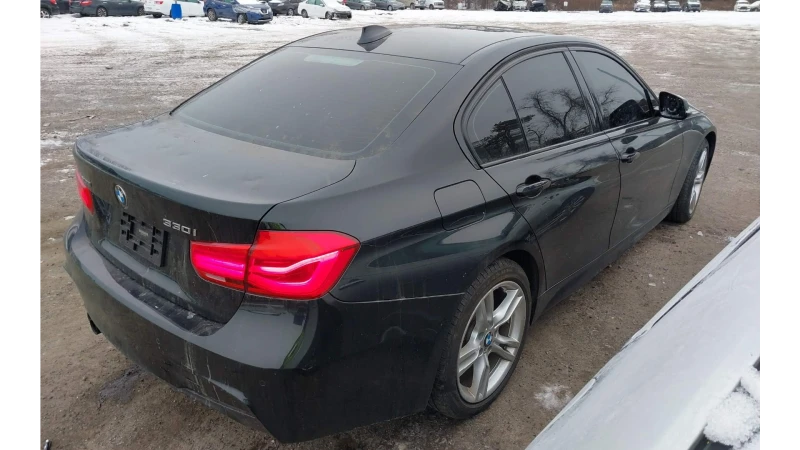 BMW 330 XI M-Packet SAT NBT, снимка 6 - Автомобили и джипове - 49256084