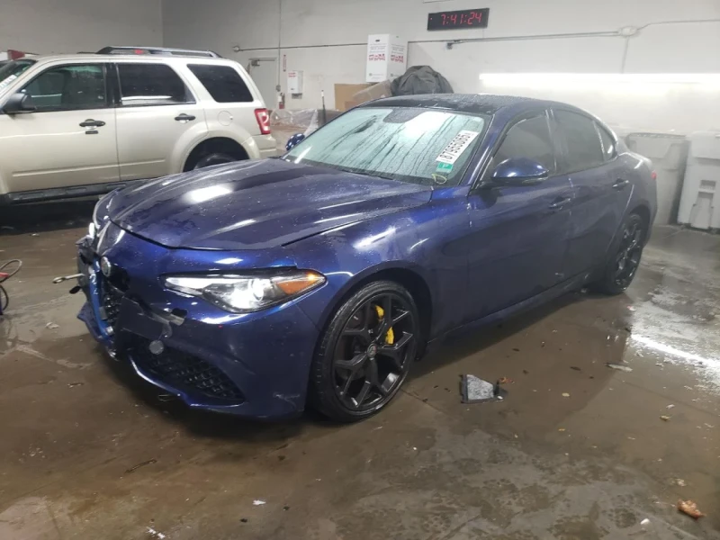 Alfa Romeo Giulia, снимка 1 - Автомобили и джипове - 49491514