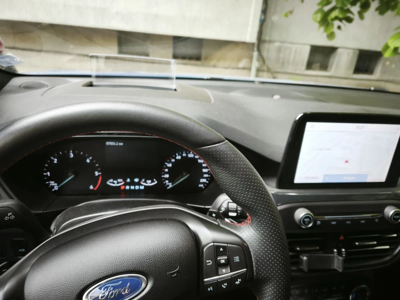 Ford Focus 2.0 ST-line 150 automat, снимка 10 - Автомобили и джипове - 49993858