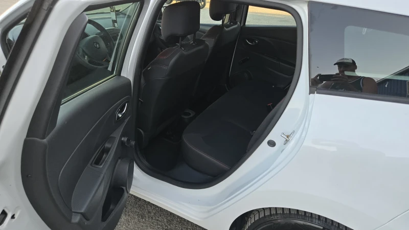 Renault Clio 1.5dci , снимка 7 - Автомобили и джипове - 50788067