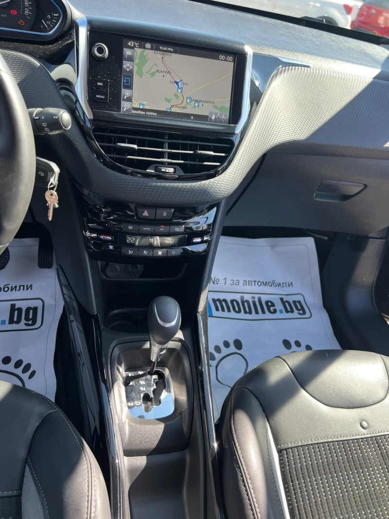 Peugeot 2008 1.2i- 98000км- NAVI-ALLURE!!!!!, снимка 15 - Автомобили и джипове - 51524497