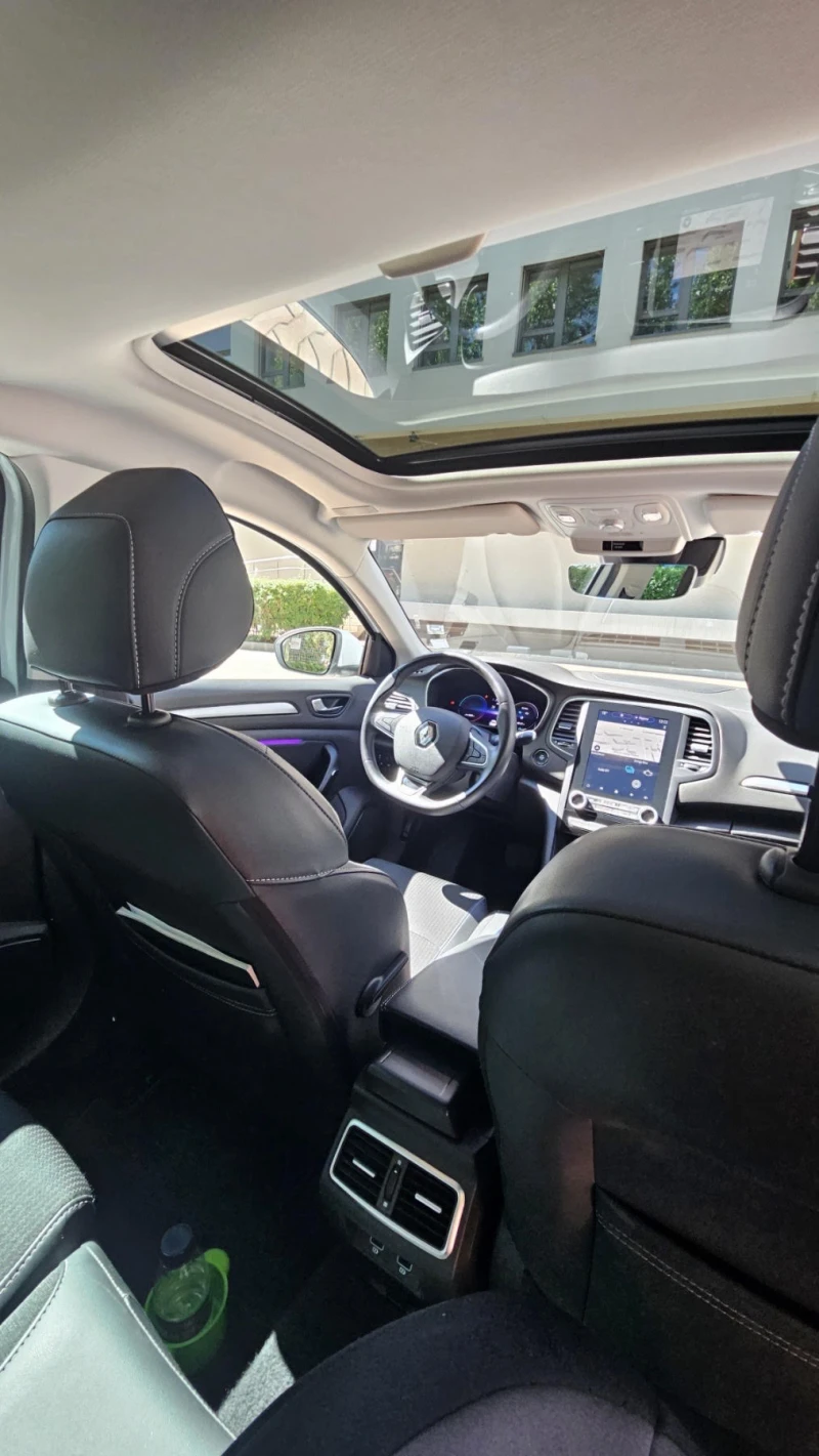 Renault Megane E-TECH Plug-in 160 , снимка 7 - Автомобили и джипове - 52555404