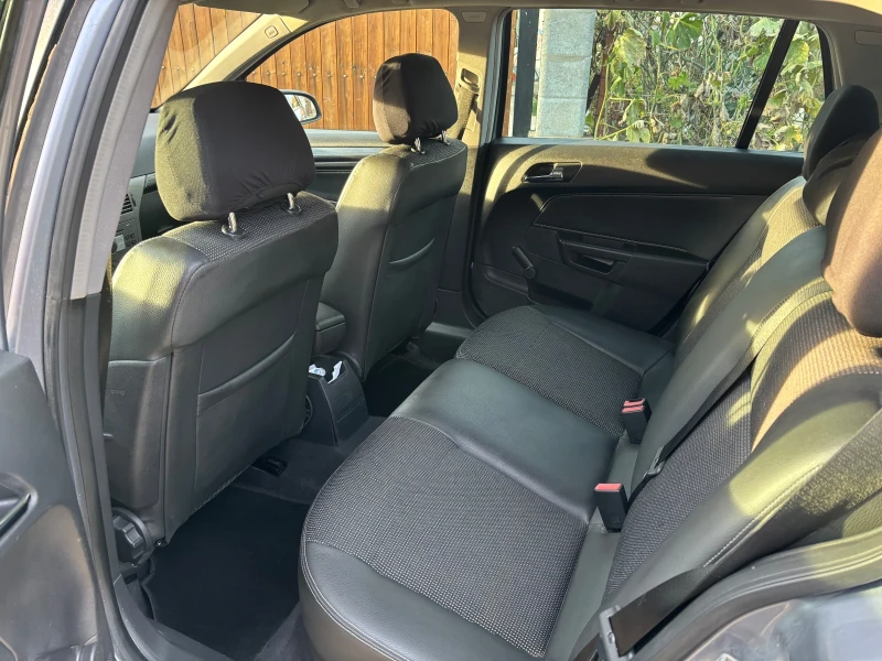 Opel Astra 1.7 cdi, снимка 7 - Автомобили и джипове - 52563689