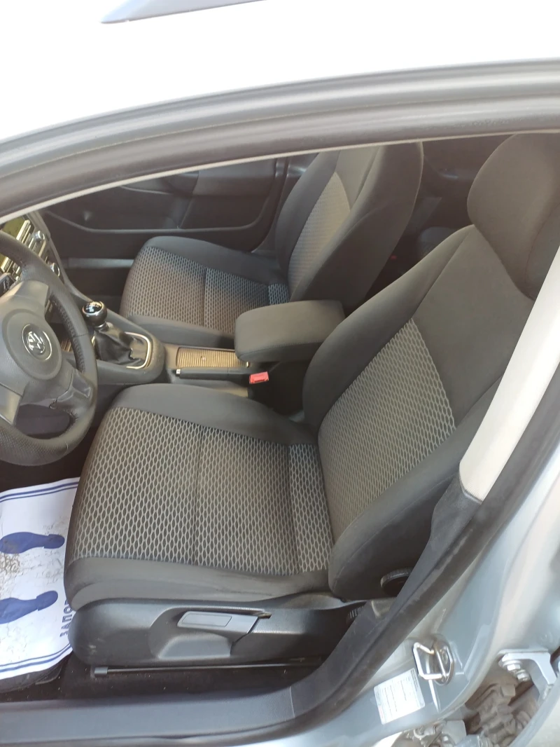 VW Golf, снимка 7 - Автомобили и джипове - 52639044