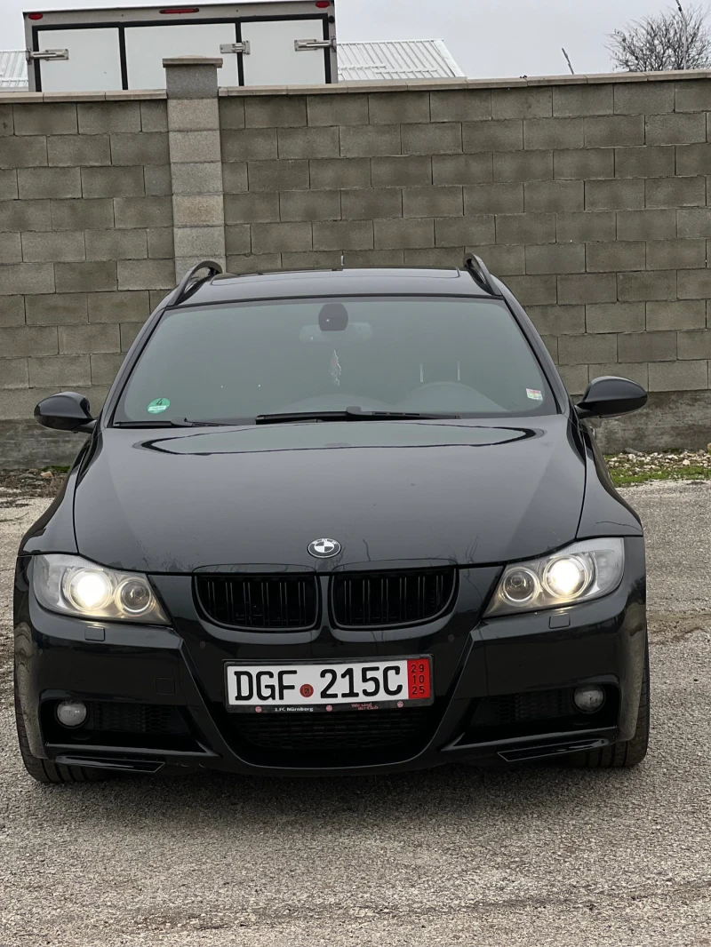 BMW 330 М-Пакет / Задно / Панорама, снимка 2 - Автомобили и джипове - 52704687