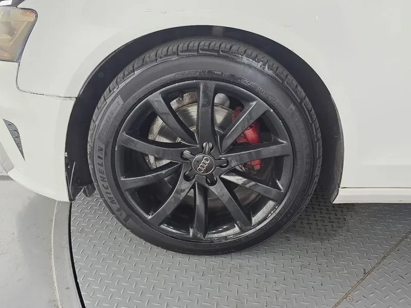 Audi A4 2.0 TDI Dynamic B8, снимка 5 - Автомобили и джипове - 53267572