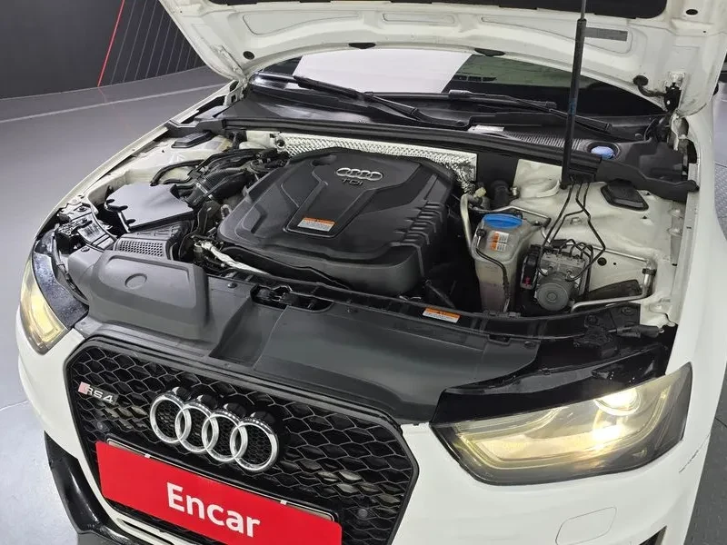 Audi A4 2.0 TDI Dynamic B8, снимка 6 - Автомобили и джипове - 53267572