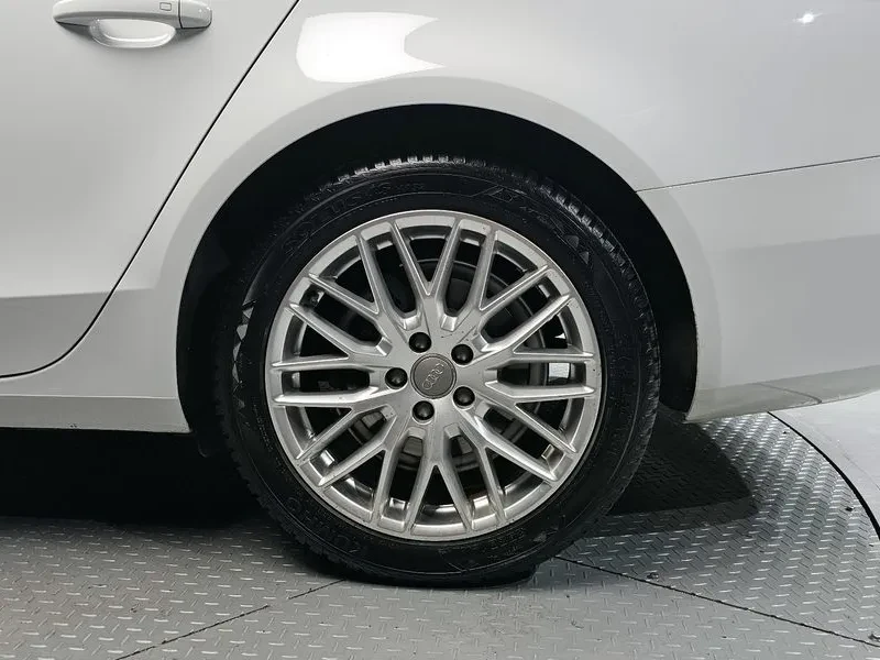 Audi A4 2.0 TDI Quattro - САМО 30% АВАНС, снимка 15 - Автомобили и джипове - 55790519