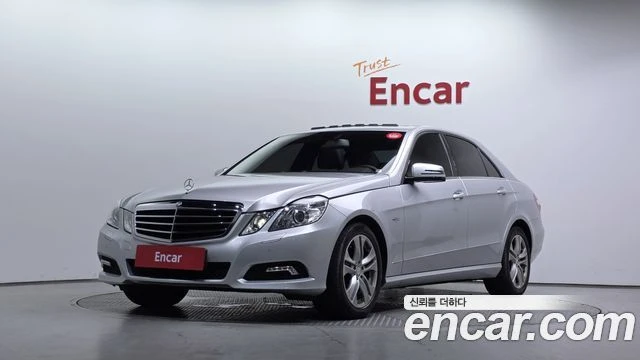 Mercedes-Benz E 200