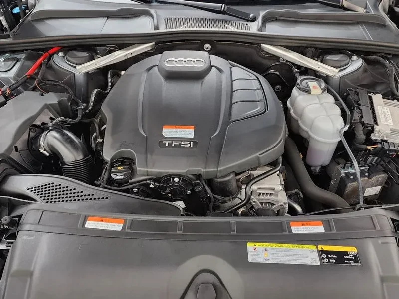 Audi A4 40 TFSI , снимка 12 - Автомобили и джипове - 56325251