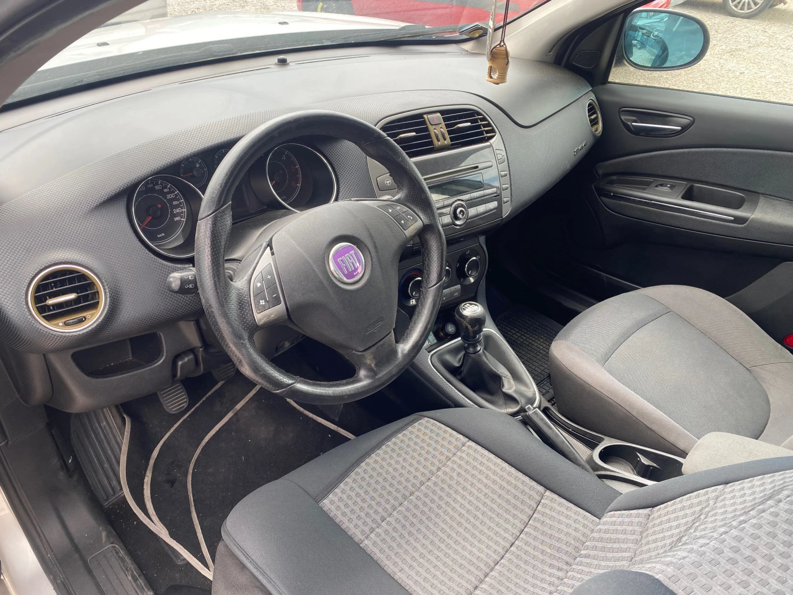 Fiat Bravo 1.6 jtd 105кс - изображение 5