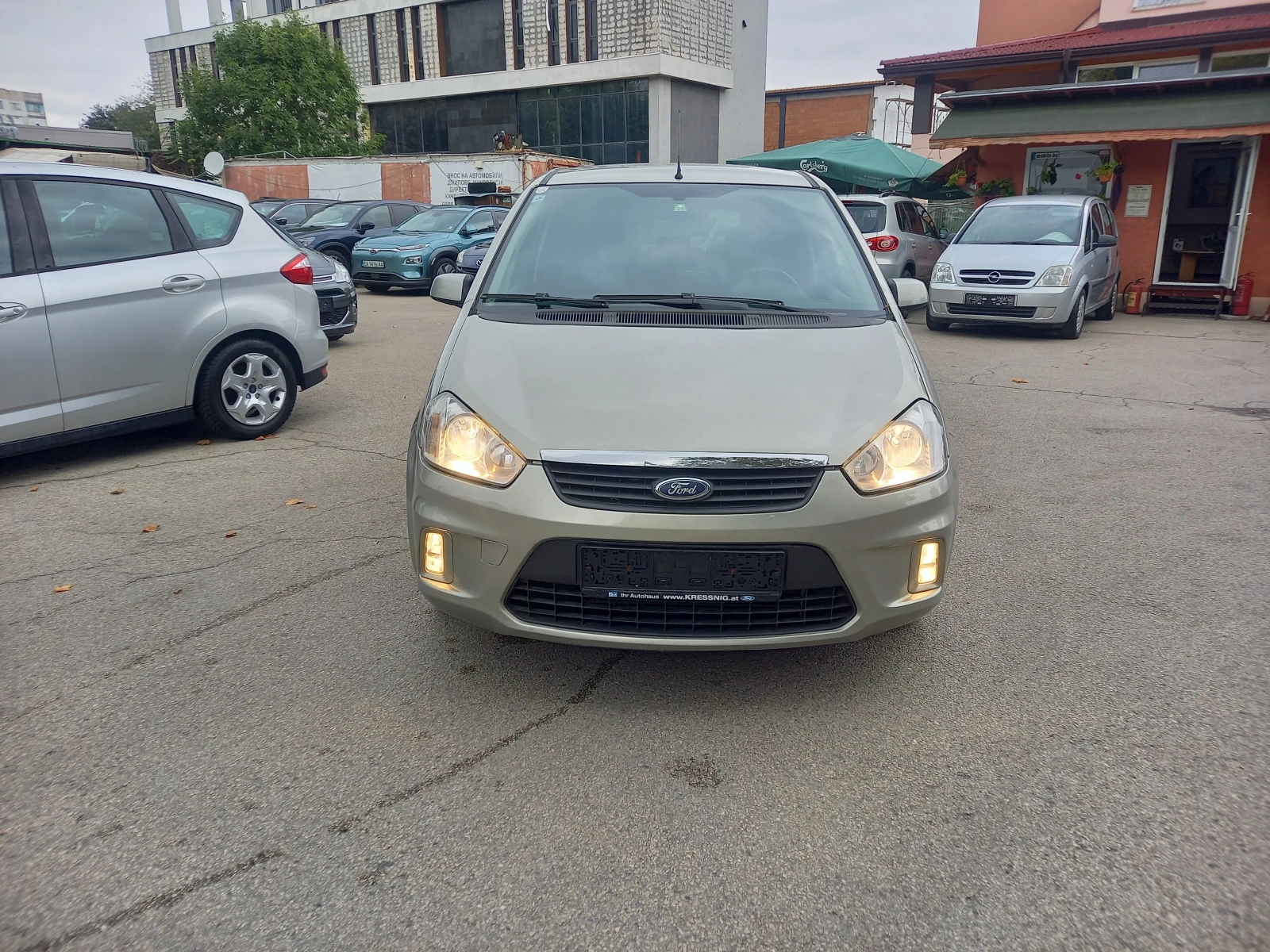 Ford C-max 1.6 BARTER 90 - изображение 2