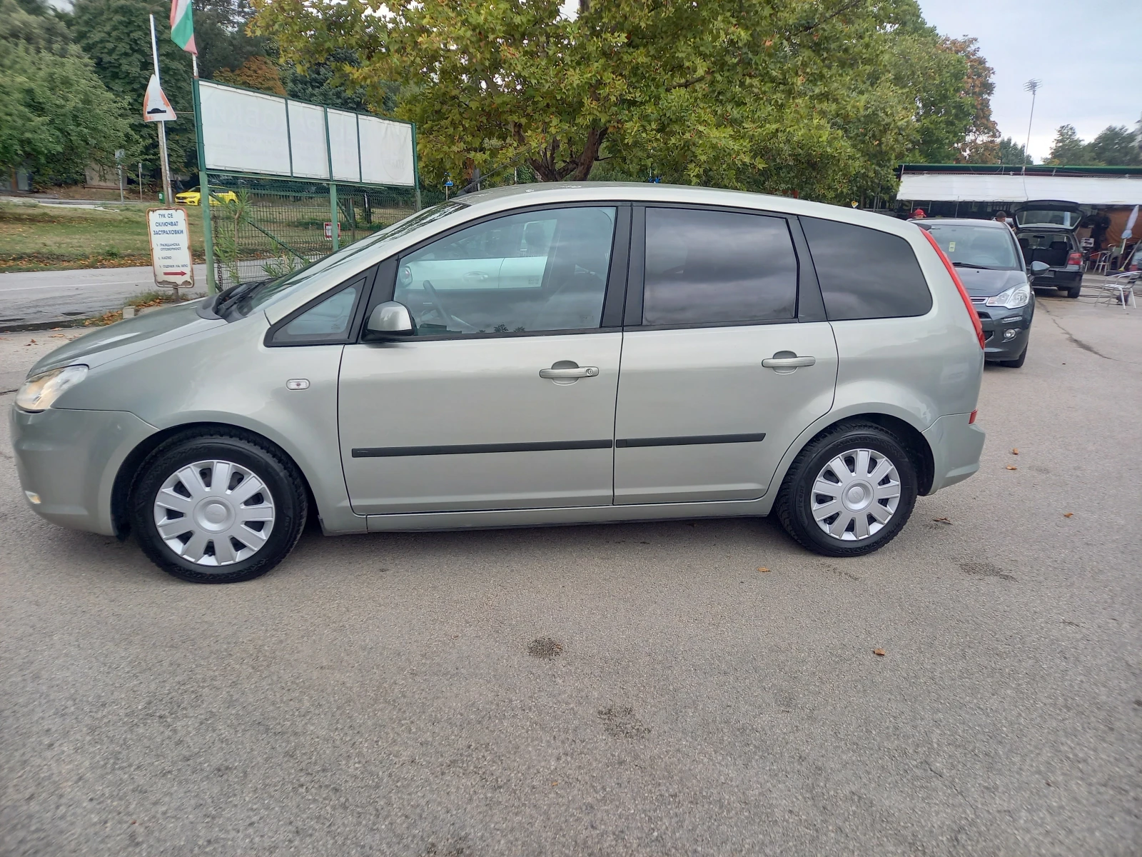 Ford C-max 1.6 BARTER 90 - изображение 8