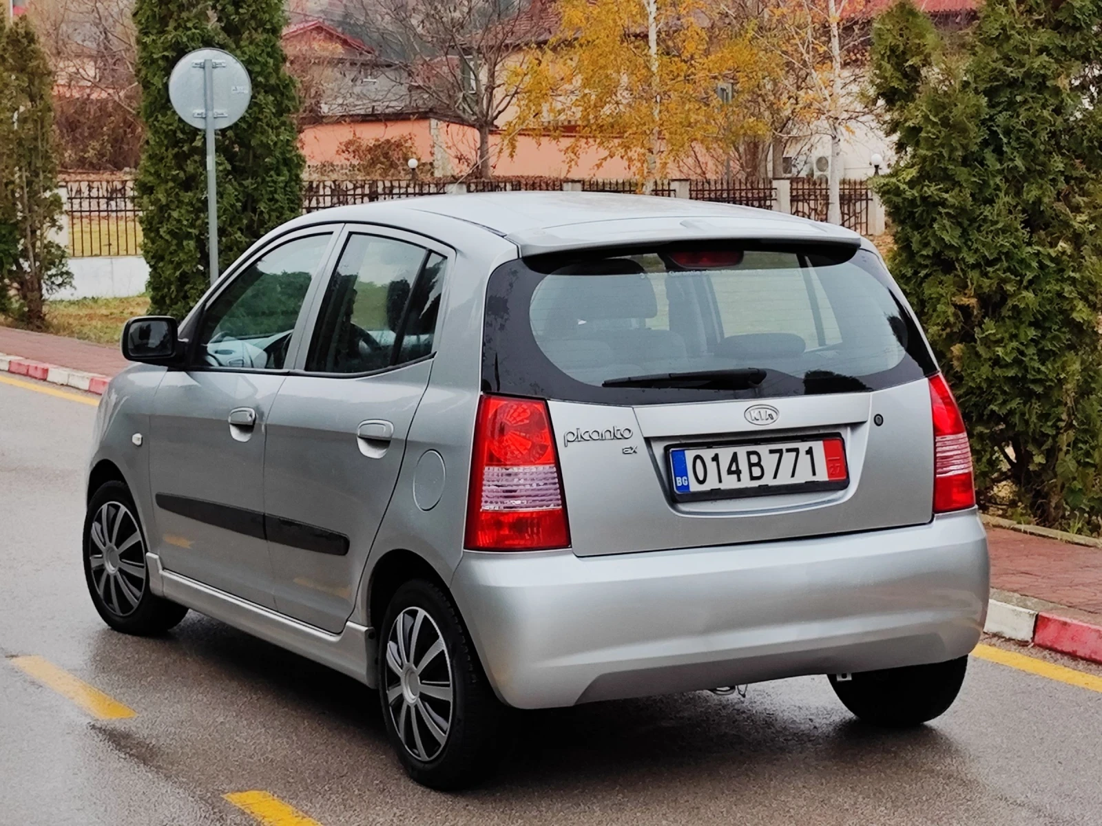 Kia Picanto 1.1I(65)* EXCLUSIVE* НОВ ВНОС*  - изображение 5