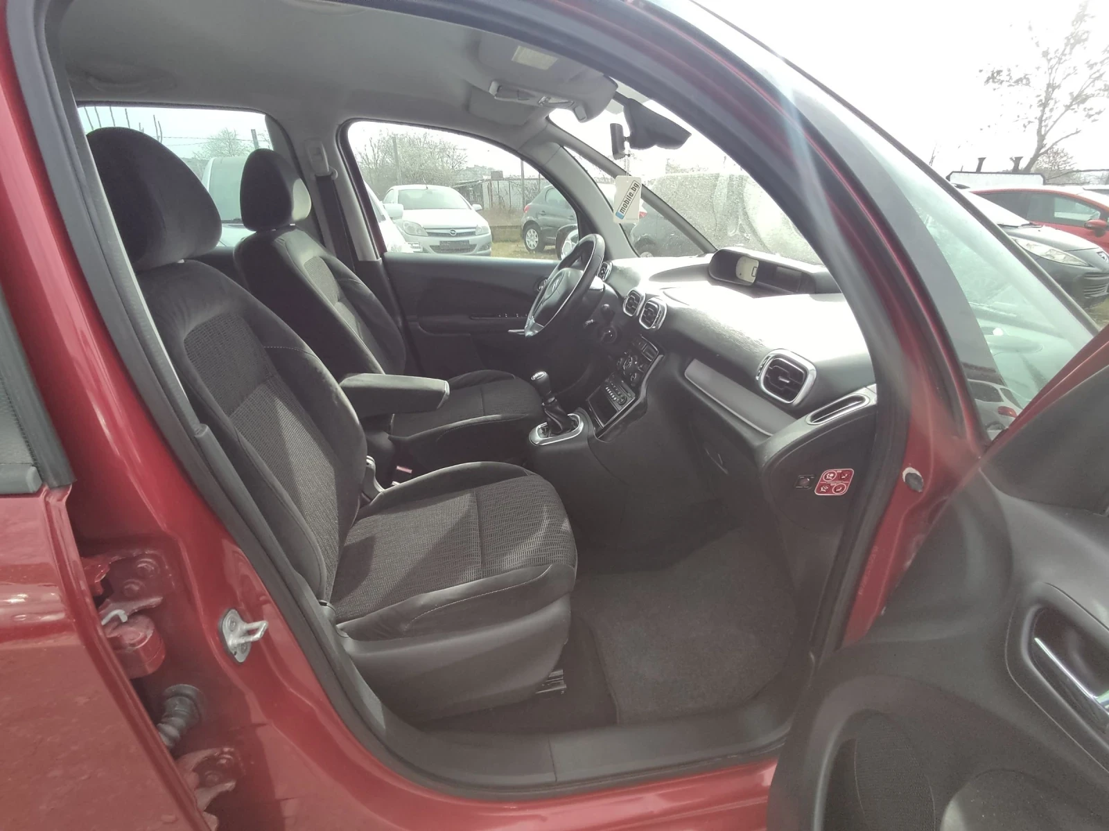 Citroen C3 Picasso 1.4i EXCLUSIVE | Mobile.bg — изображение 14