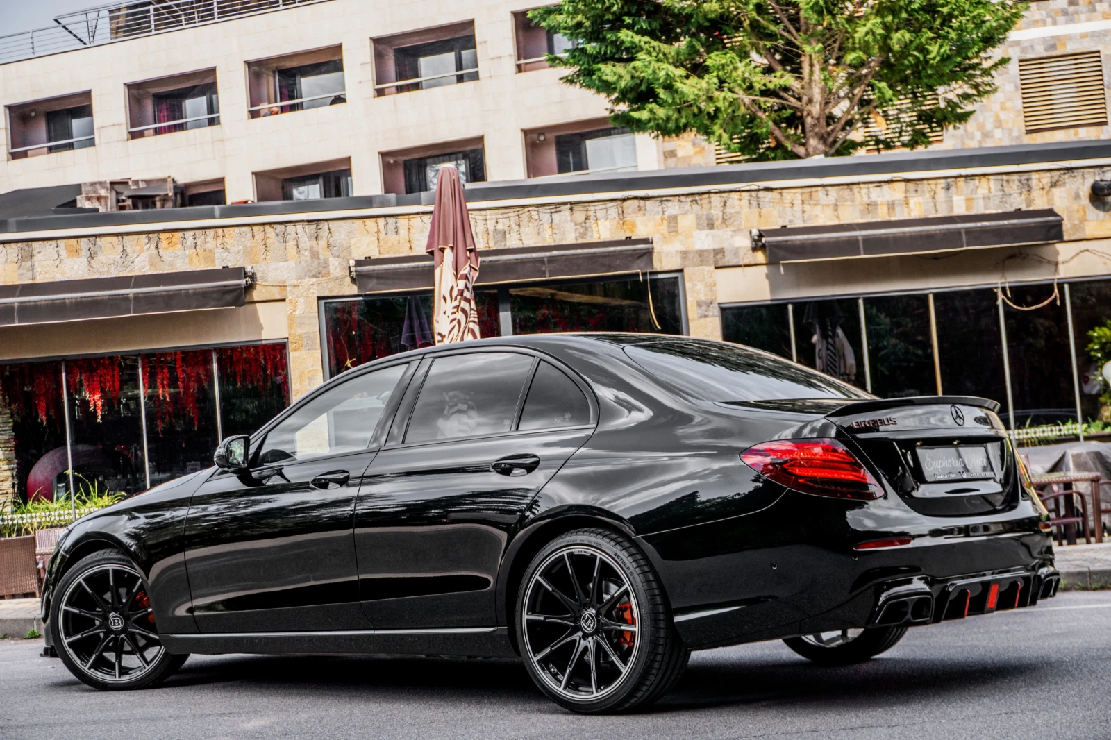 Mercedes-Benz E 220 d* BRABUS PERFORMANCE* CARBON* LED* NEW - изображение 3