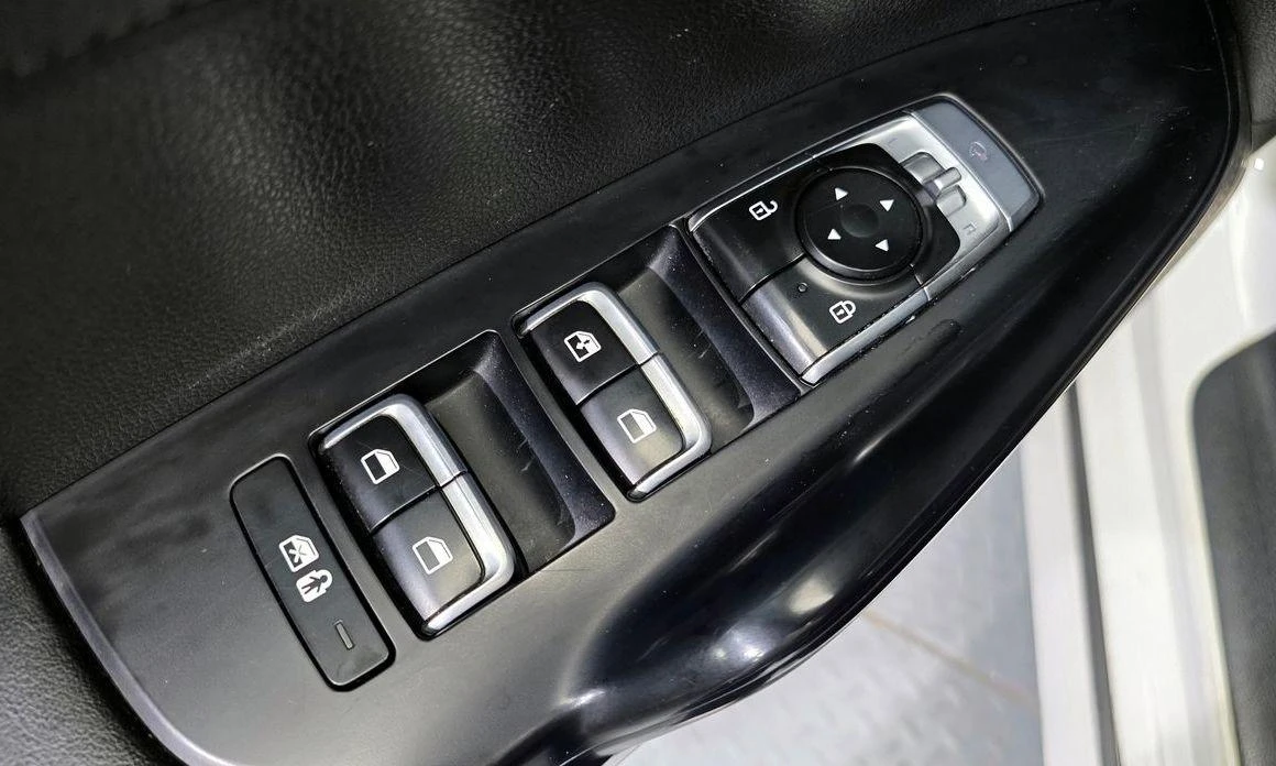 Kia K5 | Mobile.bg   14