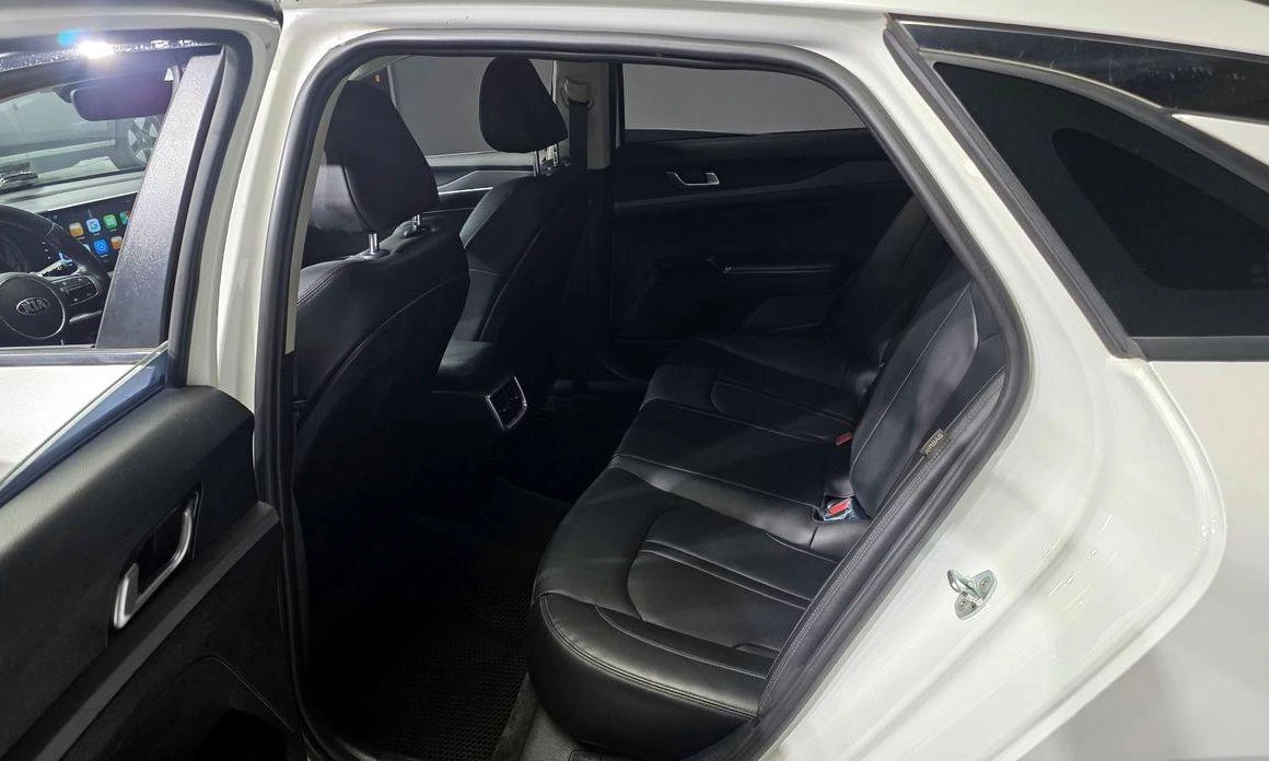 Kia K5 | Mobile.bg   11