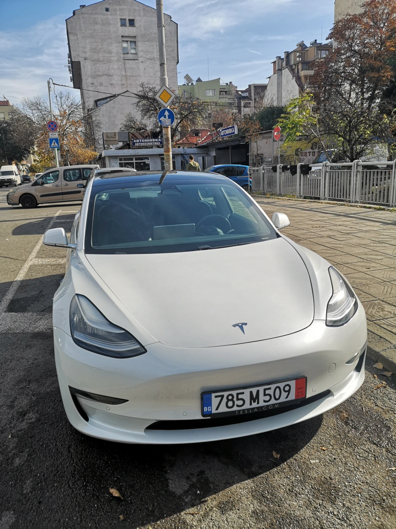 Tesla Model 3  Long44   | Mobile.bg   1
