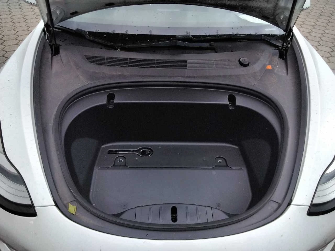 Tesla Model 3  Long44   | Mobile.bg   11