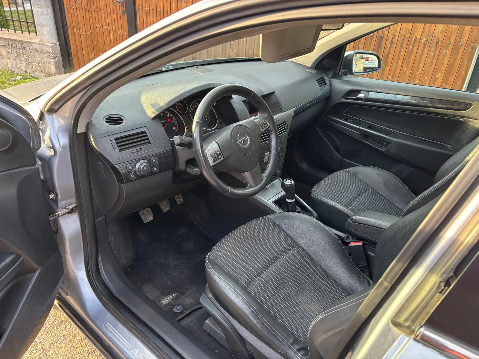 Opel Astra 1.7 cdi - изображение 6