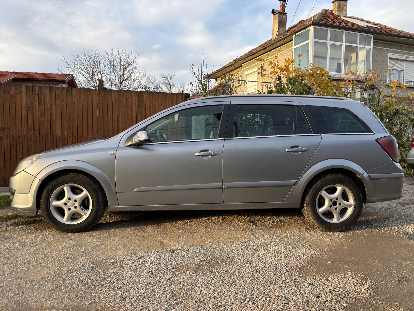 Opel Astra 1.7 cdi - изображение 3