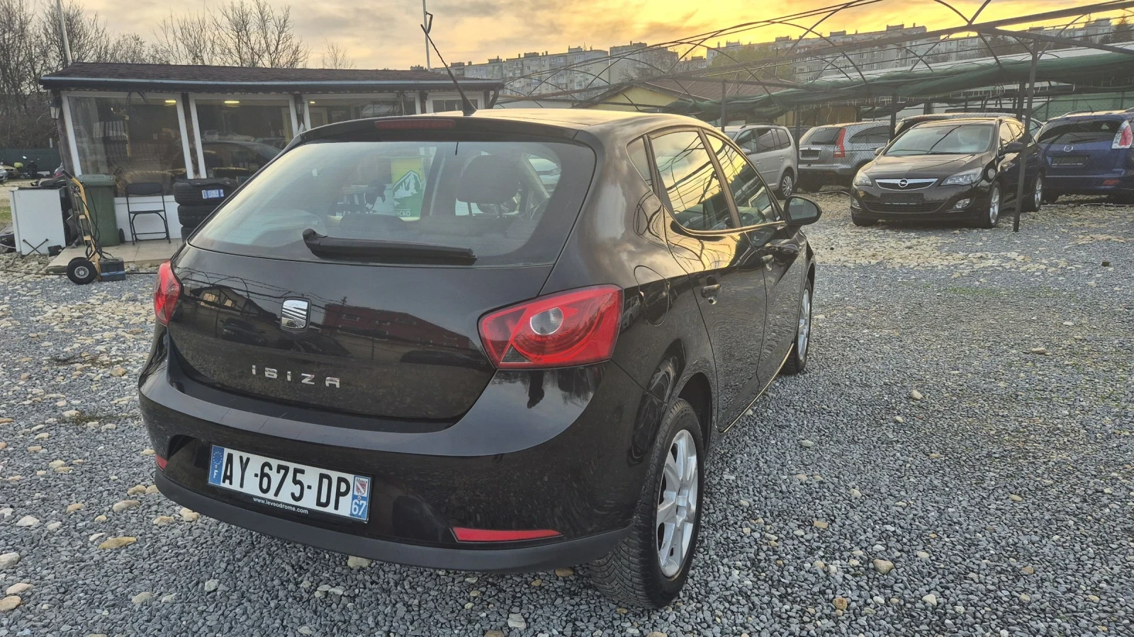 Seat Ibiza 1.6 TDI  | Mobile.bg   9
