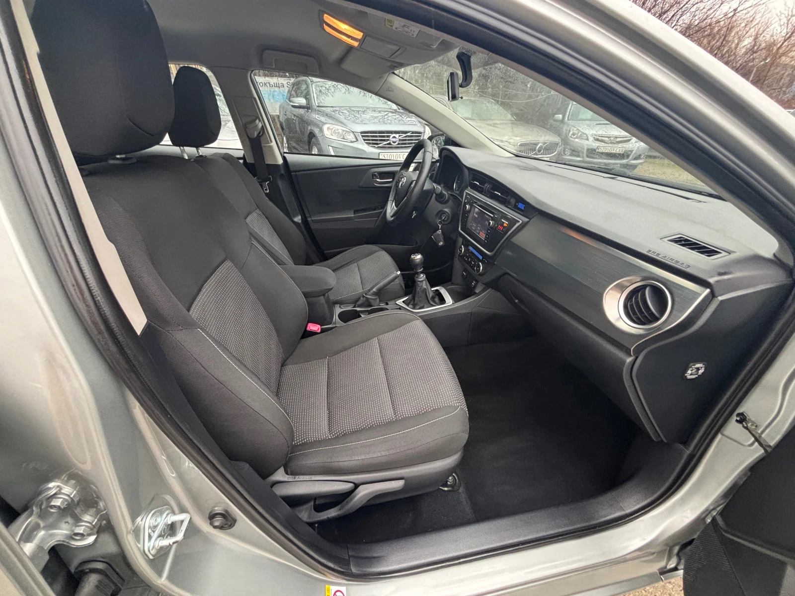 Toyota Auris 1.6 VALVEMATIC - изображение 5