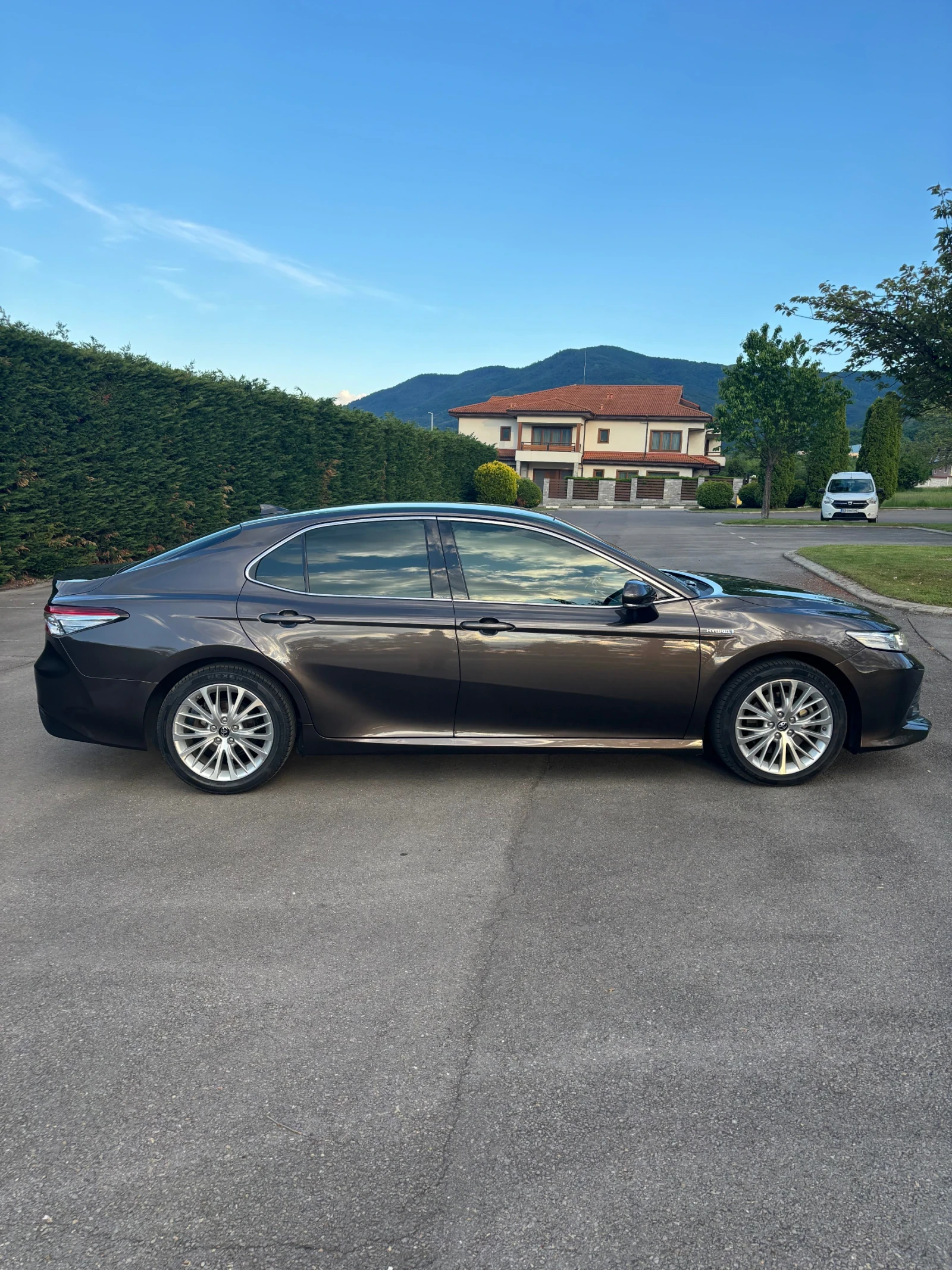 Toyota Camry, снимка 7 - Автомобили и джипове - 54570401