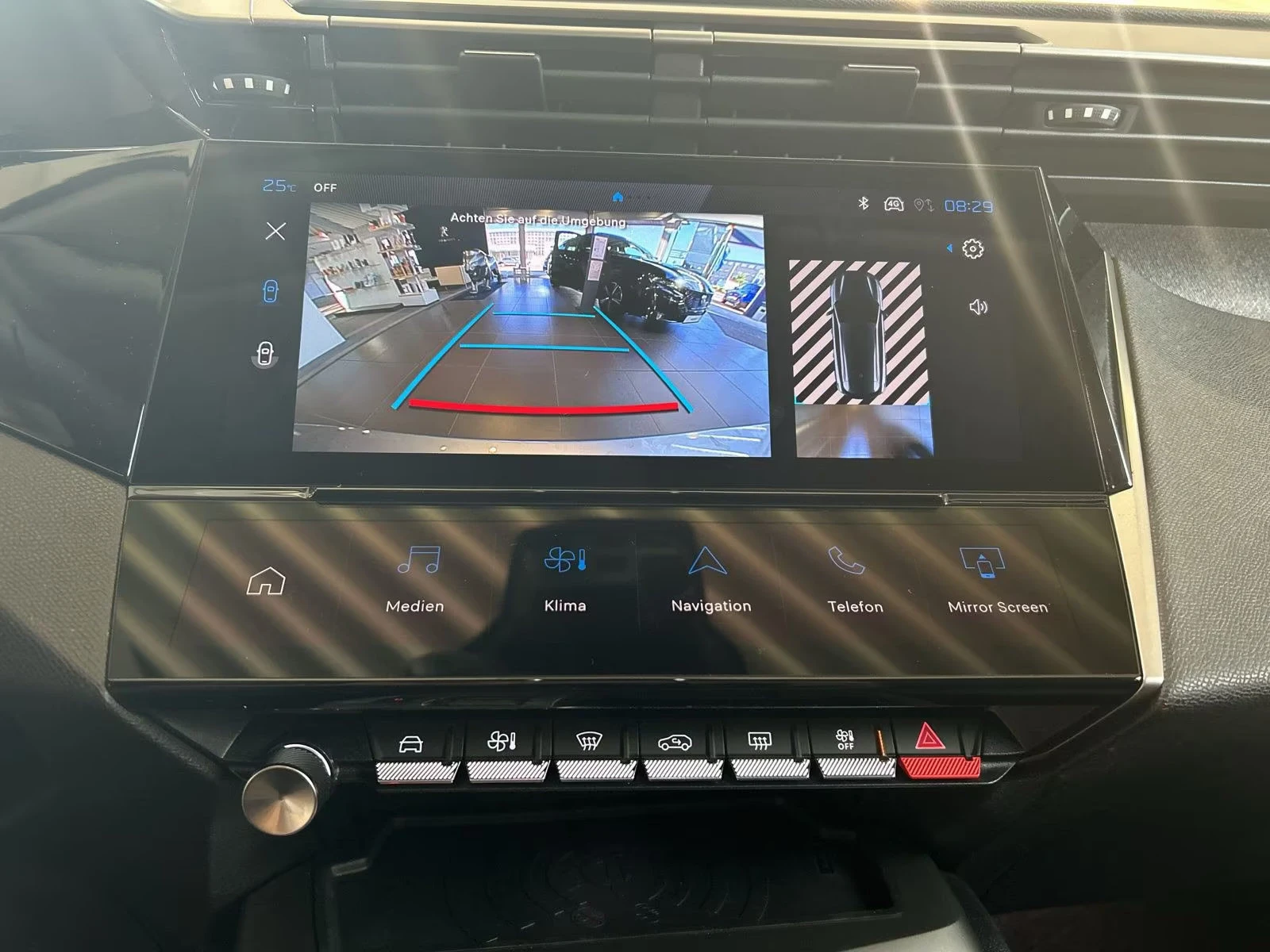 Peugeot 308 e-ALLURE/156HP/CAM/NAVI/ACC/LED/H.PUMP/CPLAY/317q, снимка 7 - Автомобили и джипове - 54596476