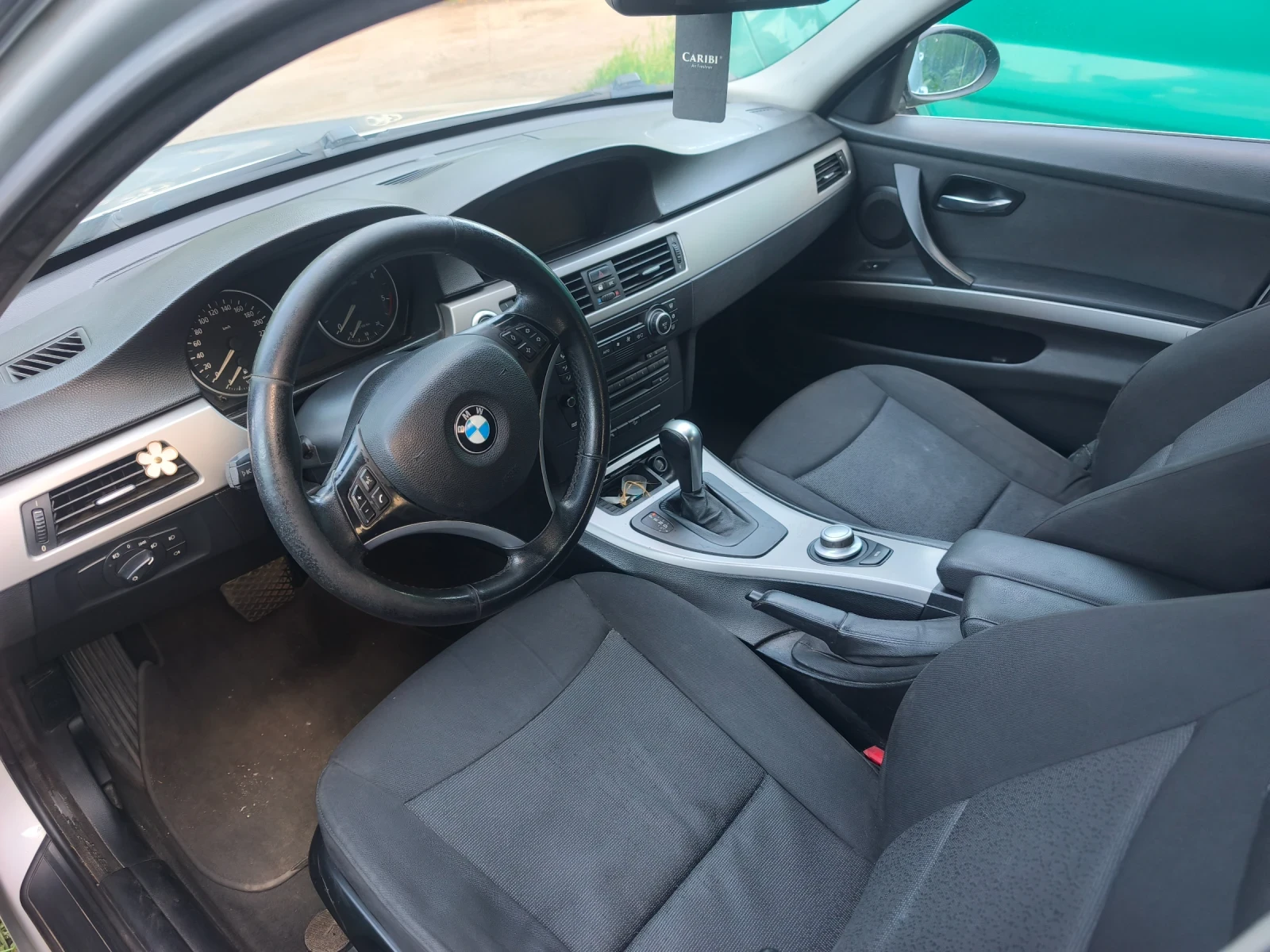 BMW 330, снимка 5 - Автомобили и джипове - 54806888
