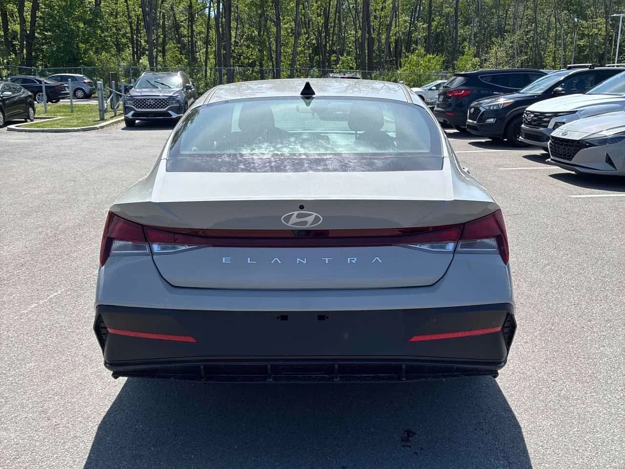 Hyundai Elantra * Preferred * CARFAX * БЕЗ ПЪРВОНАЧАЛНА ВНОСКА, снимка 4 - Автомобили и джипове - 54891245