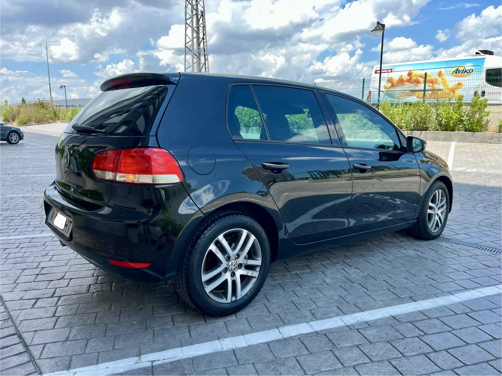 VW Golf 2.0TDI 140кс * Автомат DSG 6* NAVI* Multi, снимка 5 - Автомобили и джипове - 54958002