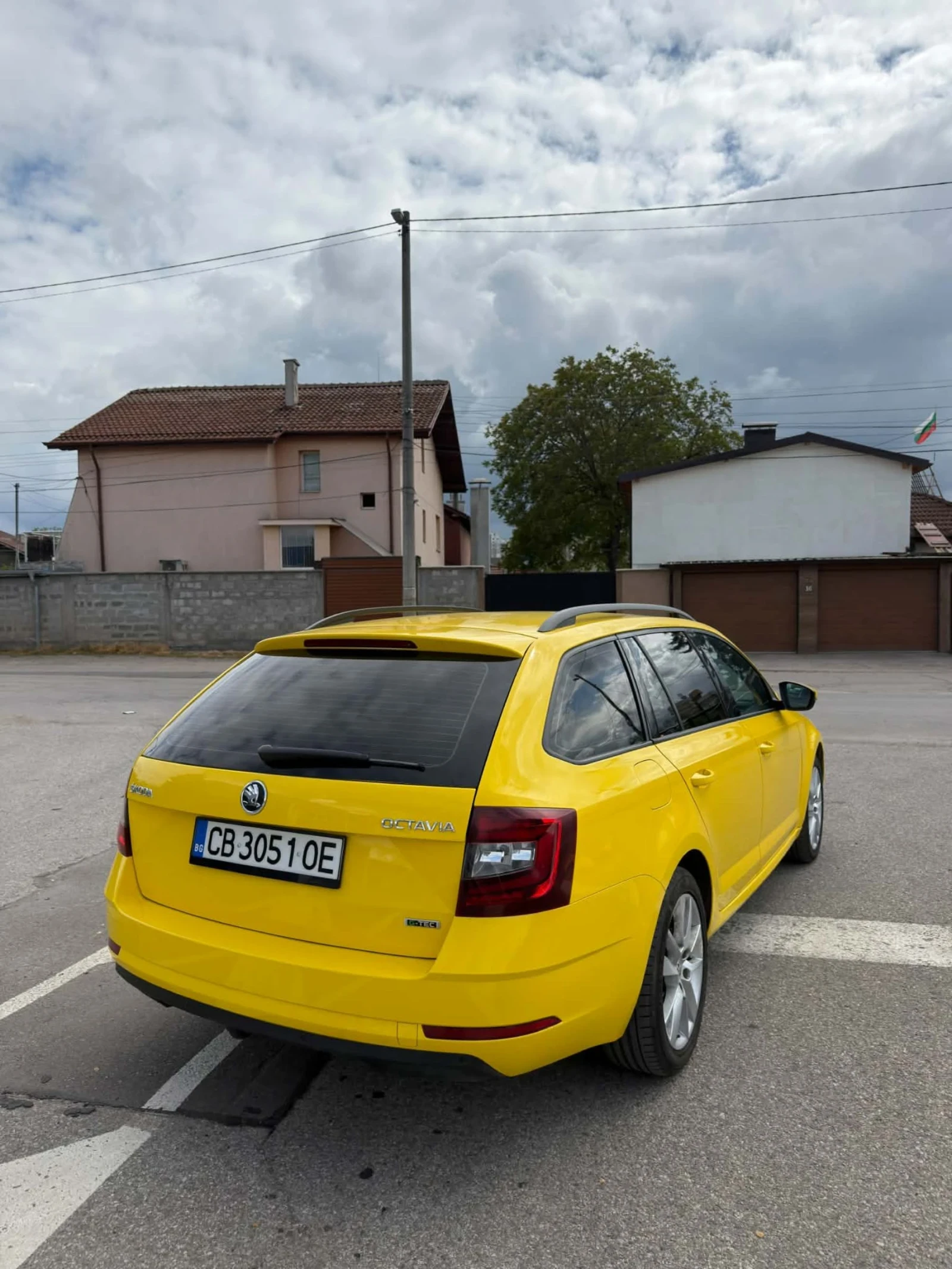 Skoda Octavia, снимка 2 - Автомобили и джипове - 55039165