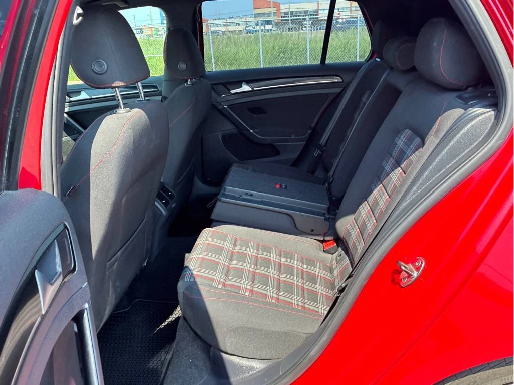 VW Golf GTI | CARFAX | ШИБИДАХ | ПОДГРЕВ | , снимка 12 - Автомобили и джипове - 55145825