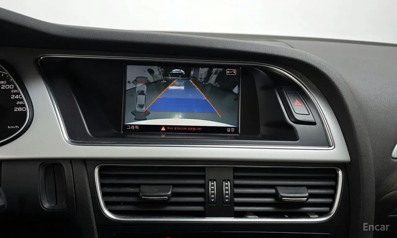 Audi A4 3.0TDI* ПОДГРЕВ* ШИБЕДАХ* КАМЕРА* , снимка 13 - Автомобили и джипове - 55244924