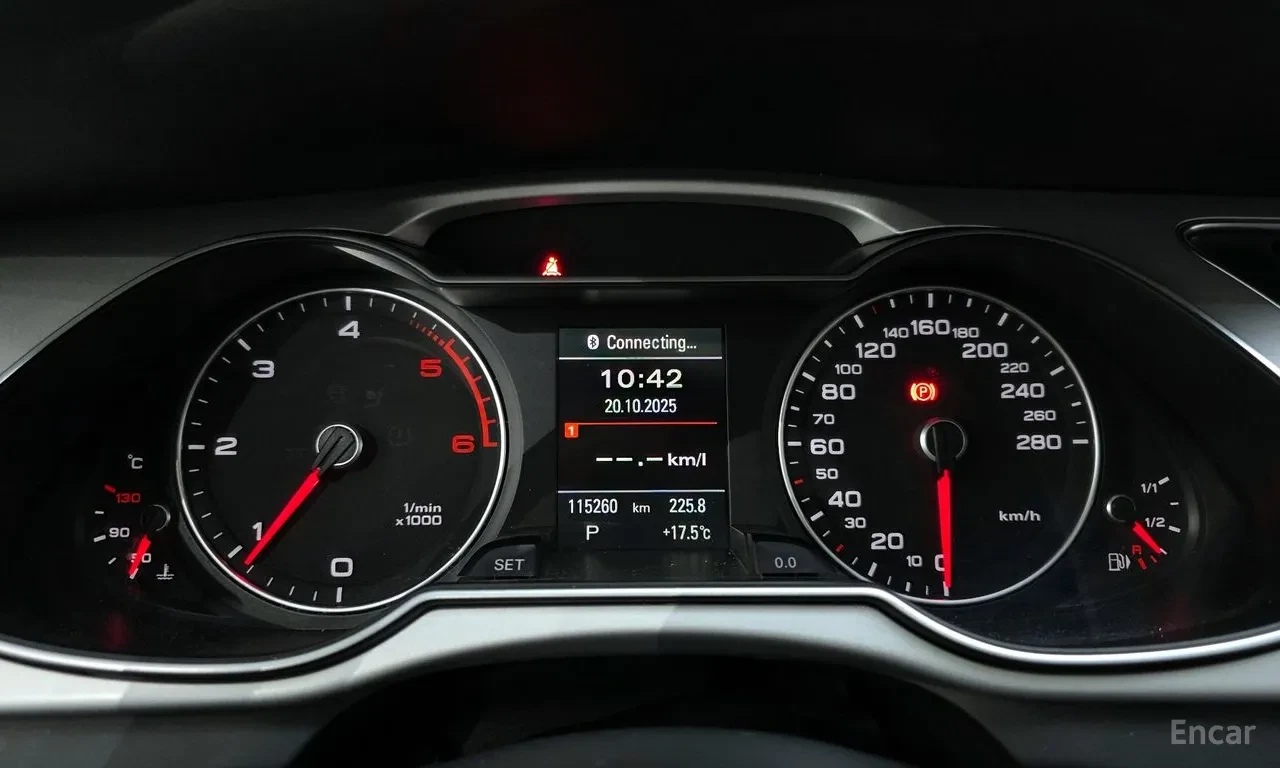 Audi A4 3.0TDI* ПОДГРЕВ* ШИБЕДАХ* КАМЕРА* , снимка 8 - Автомобили и джипове - 55244924