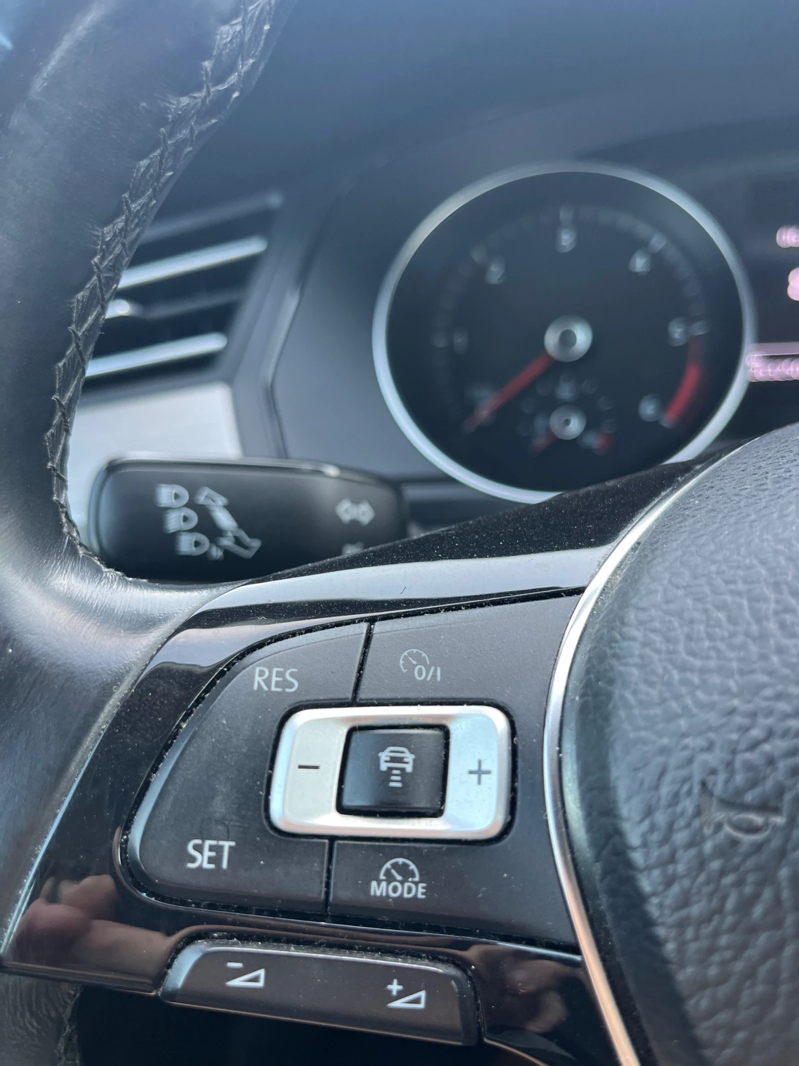 VW Passat Variant 2.0TDI Comfortline, снимка 10 - Автомобили и джипове - 55578424