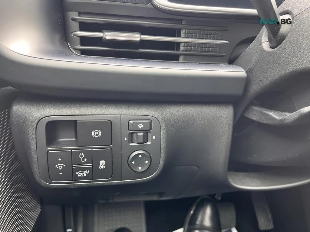 Hyundai Ioniq 6 SEL* AWD* ПОДГРЕВ* КАМЕРА* DISTRONIC* KEYLESS* , снимка 13 - Автомобили и джипове - 55750209