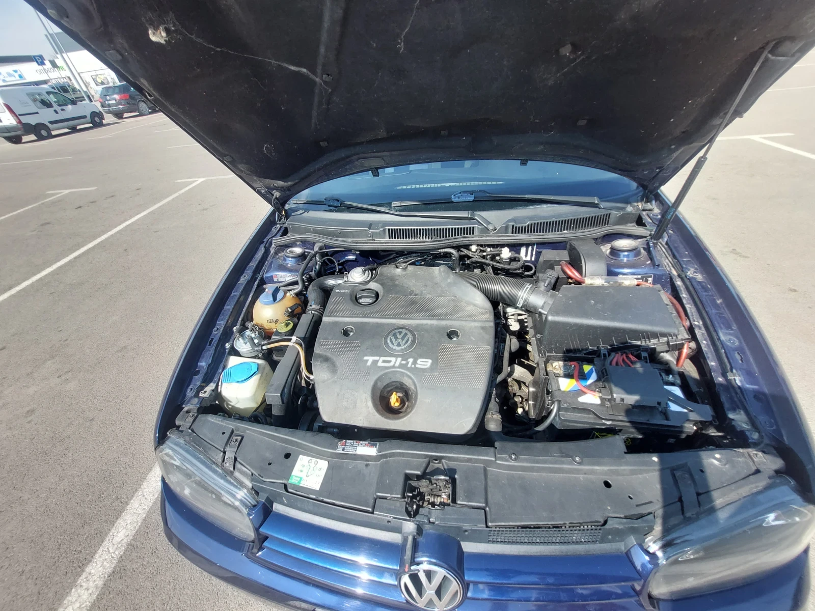 VW Golf, снимка 7 - Автомобили и джипове - 55768189