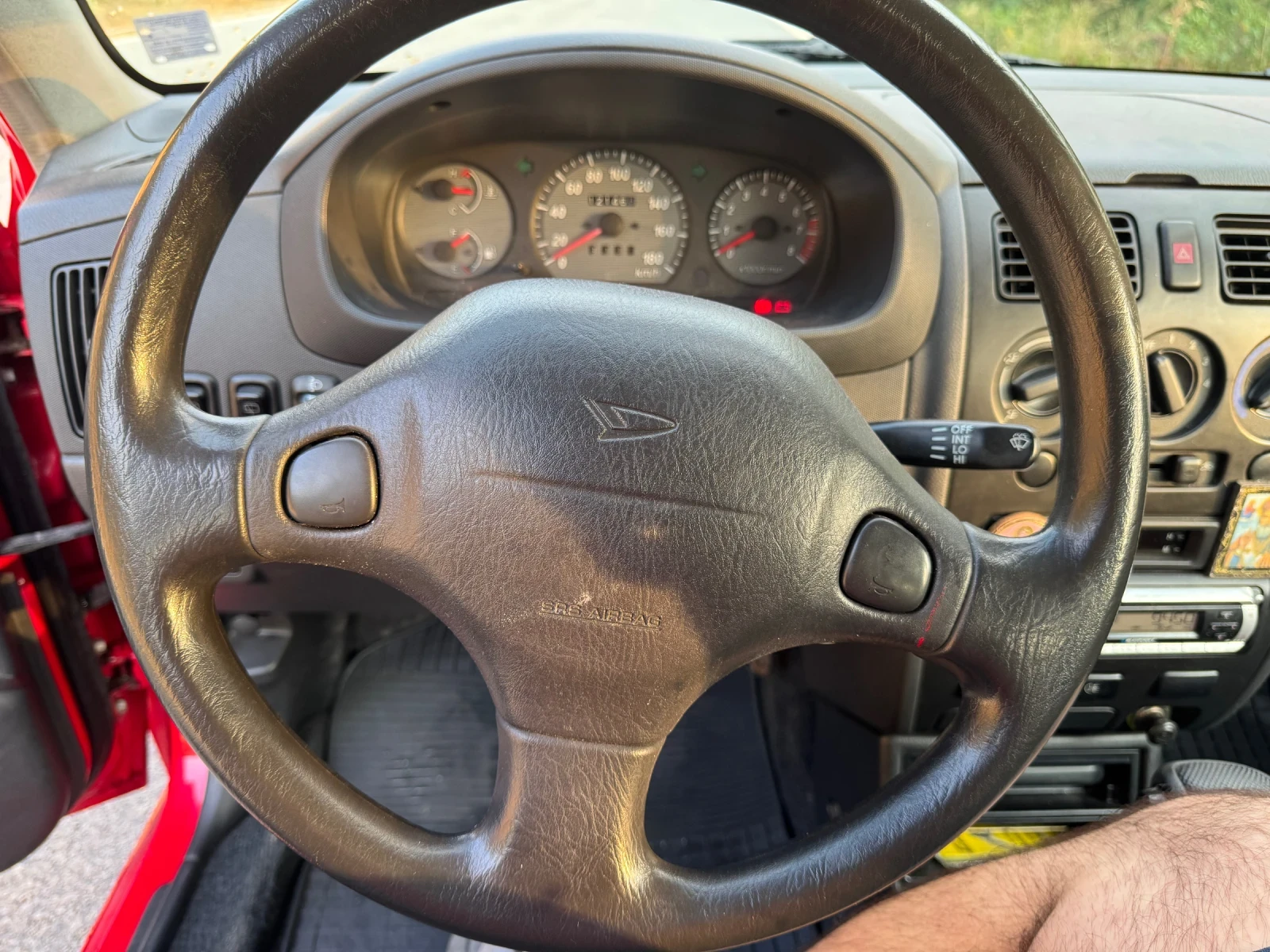 Daihatsu Sirion 1.0 Автоматик, снимка 12 - Автомобили и джипове - 55826568