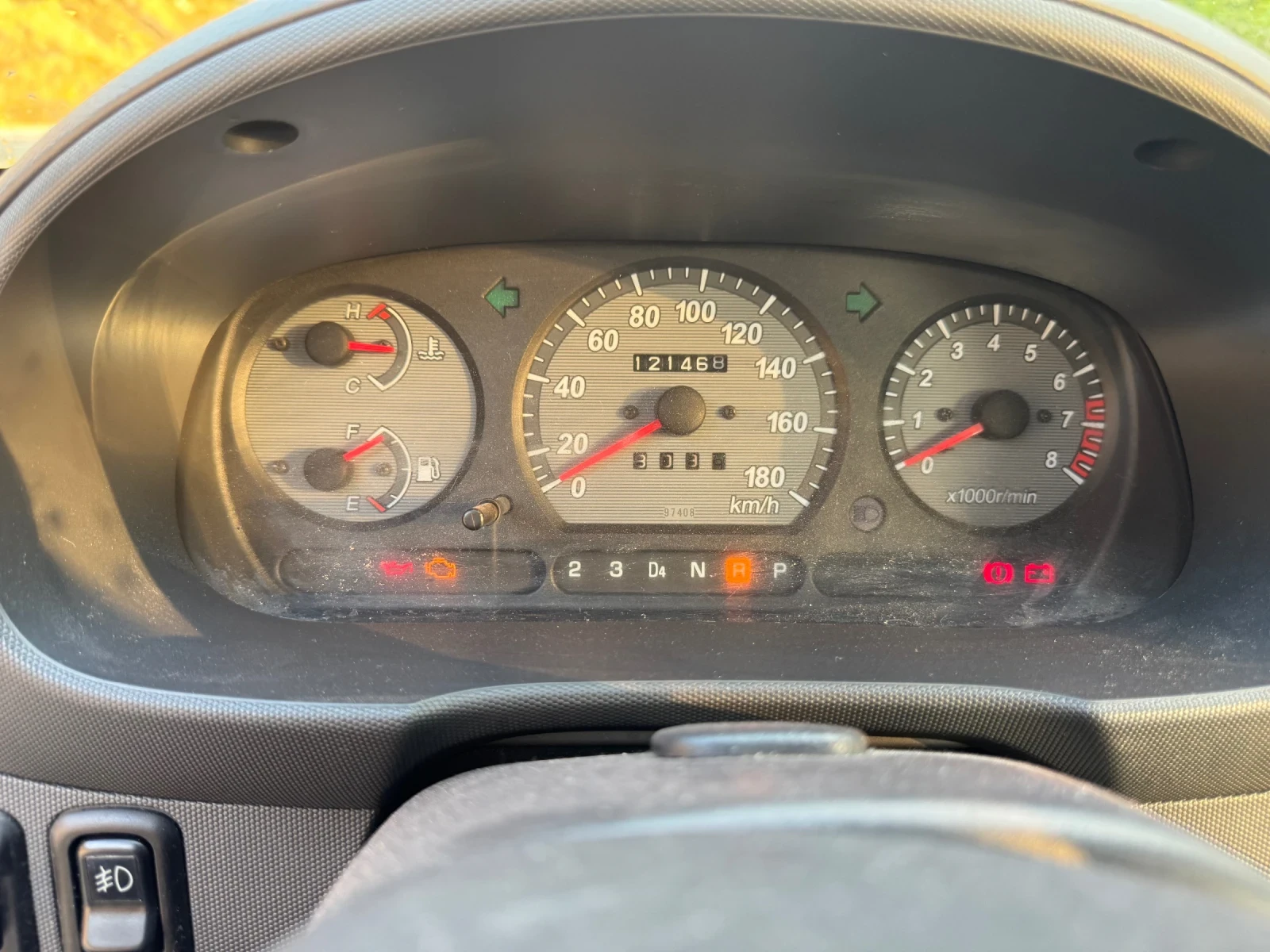 Daihatsu Sirion 1.0 Автоматик, снимка 11 - Автомобили и джипове - 55826568