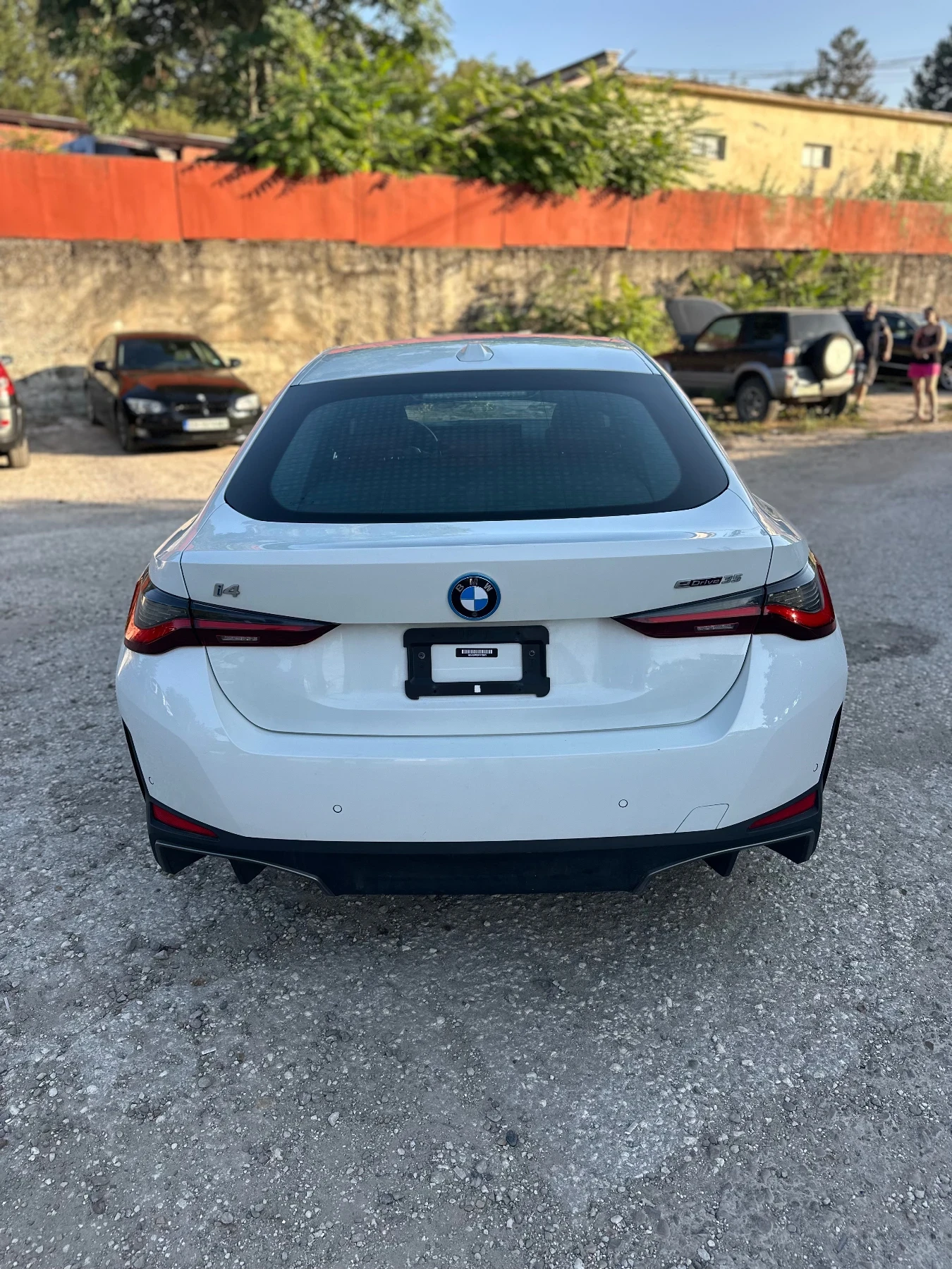BMW i4 eDrive 35 canada, снимка 7 - Автомобили и джипове - 55891498