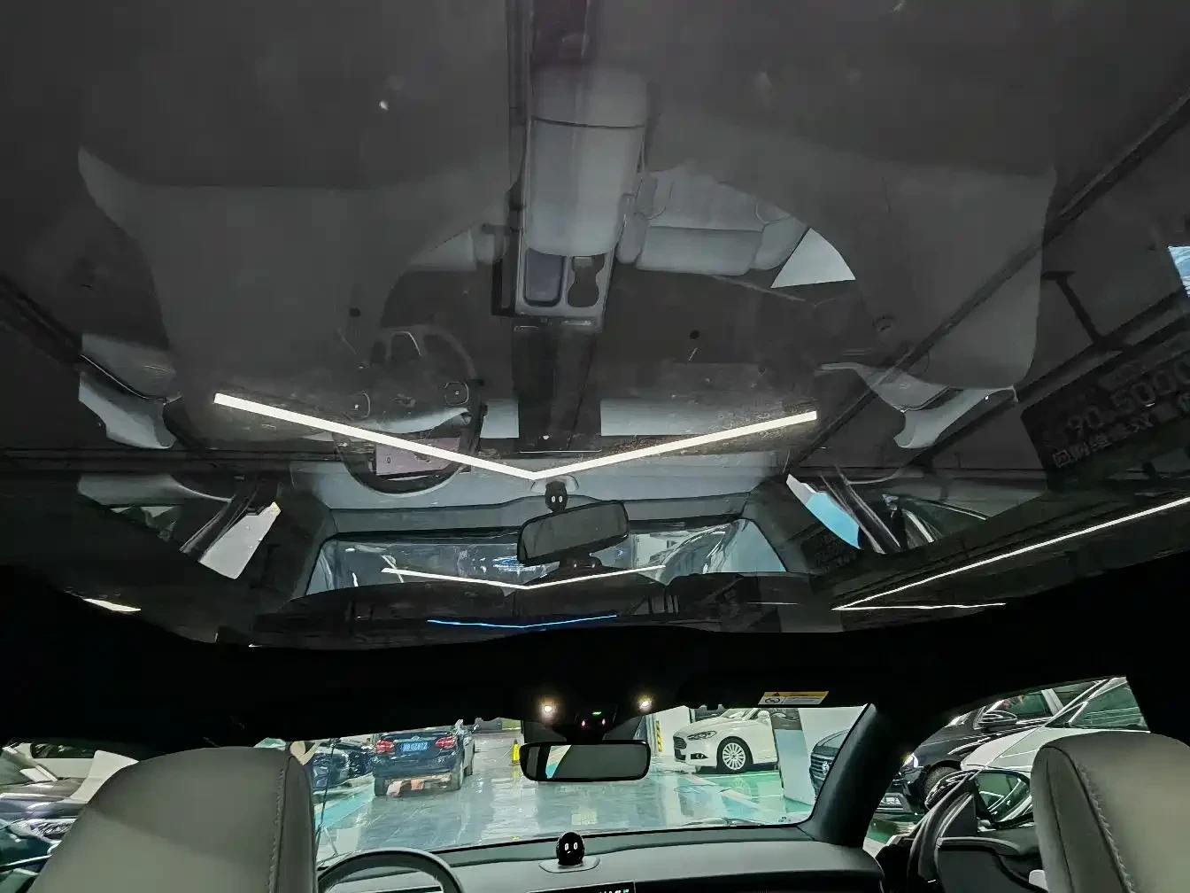 NIO ET5 | 360 КАМЕРА | ПАНОРАМА | KEYLESS | , снимка 5 - Автомобили и джипове - 56391089