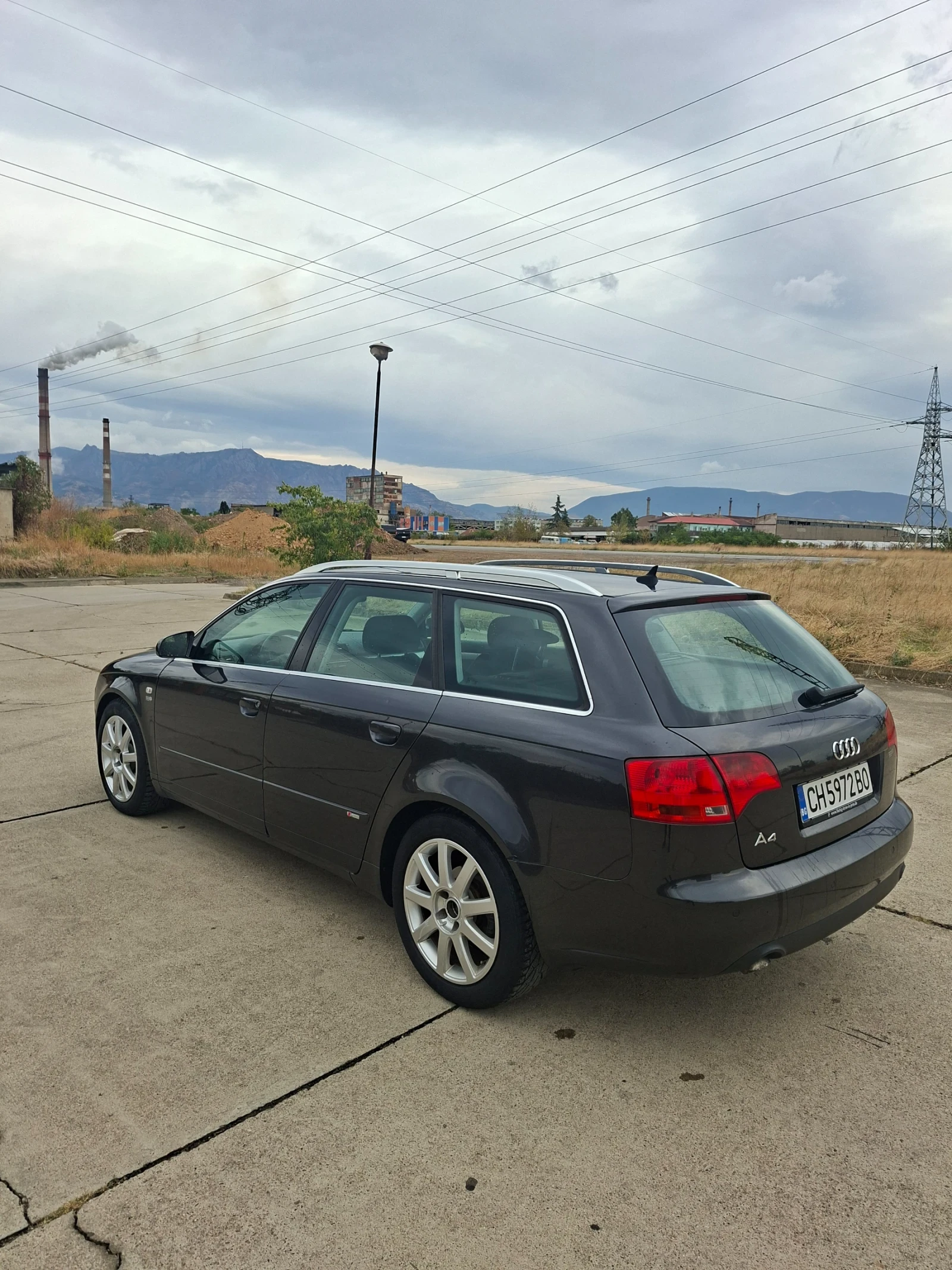 Audi A4 2.0 170 S Line, снимка 2 - Автомобили и джипове - 56550160