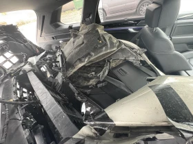 VW Touareg R 3.0TSIe | Mobile.bg    15