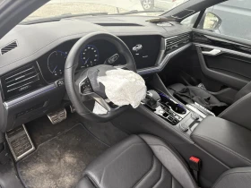 VW Touareg R 3.0TSIe | Mobile.bg    11